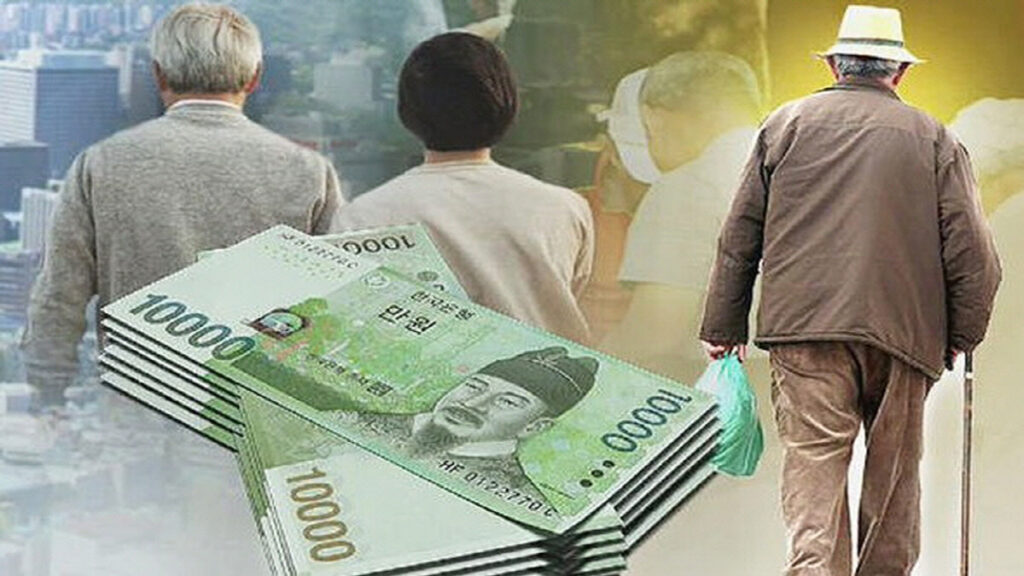 실버세대 노년층과 정부 지원금 이미지, 노후 생활 지원 상징