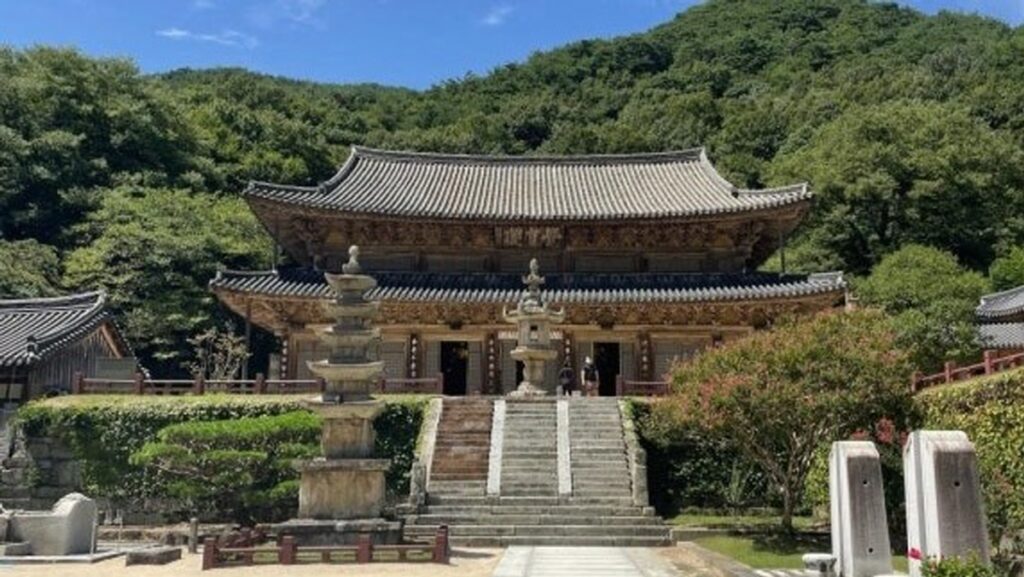 힐링 여행 명소 구례 화엄사